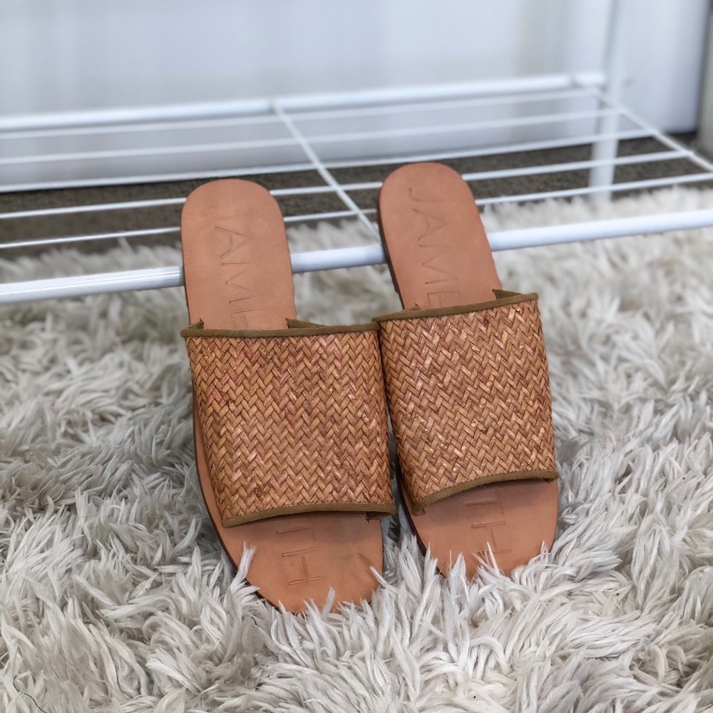 NEW James Smith sandals